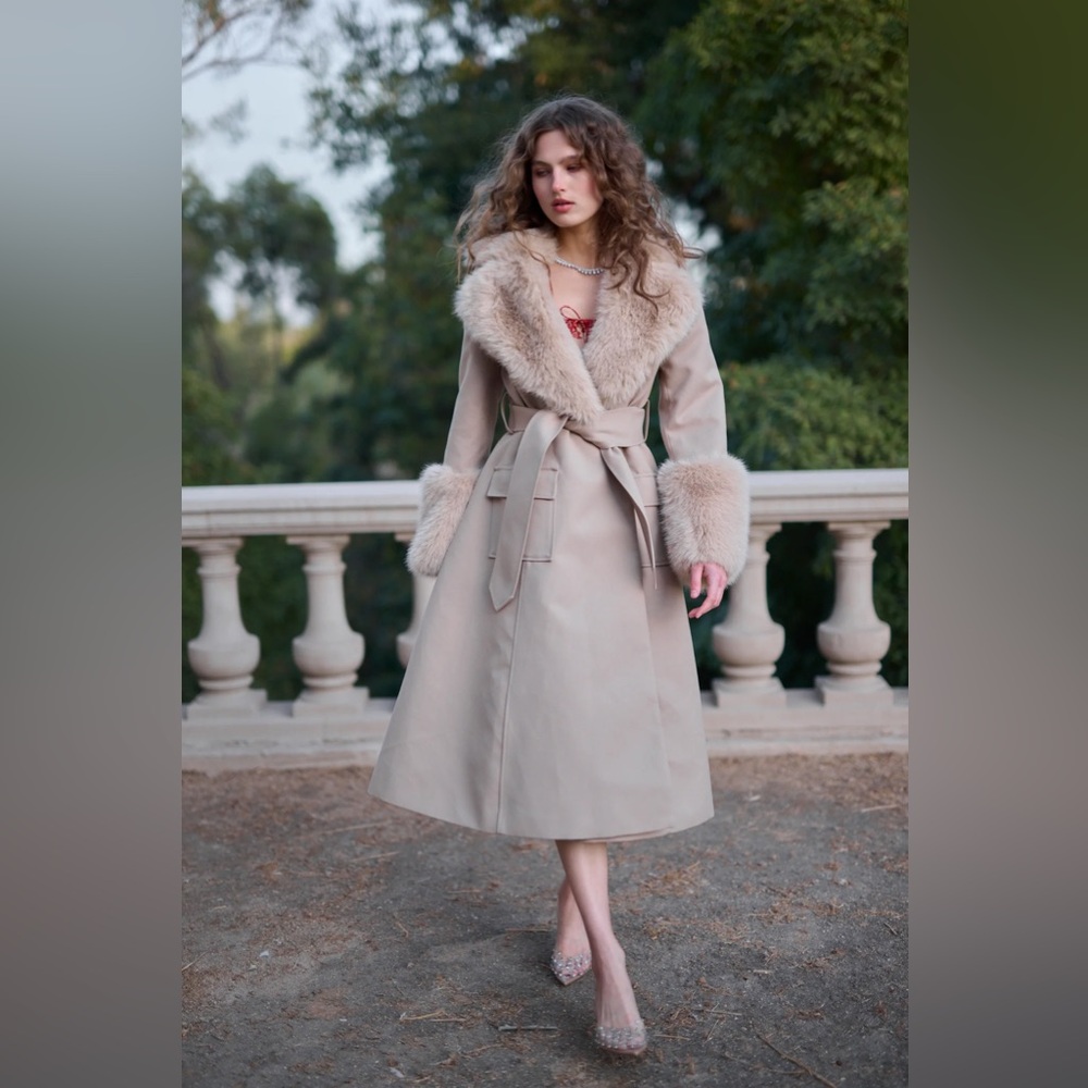 NWT- Selkie Almond Groupie Coat -XXL